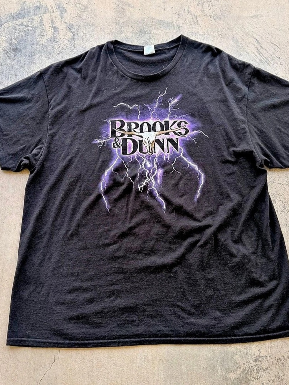 Y2K, Brooks & Dunn purple lightning 3XL shirt